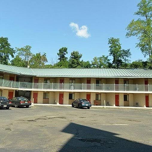 Ivory Tower Motor Inn Greenbrook